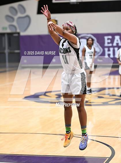 Thumbnail 3 in Palmdale vs. Cabrillo photogallery.