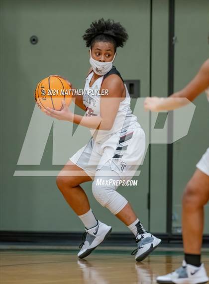 Thumbnail 1 in Wayne Christian vs Trinity Christian (NCISAA State Tournament - Third Round) photogallery.