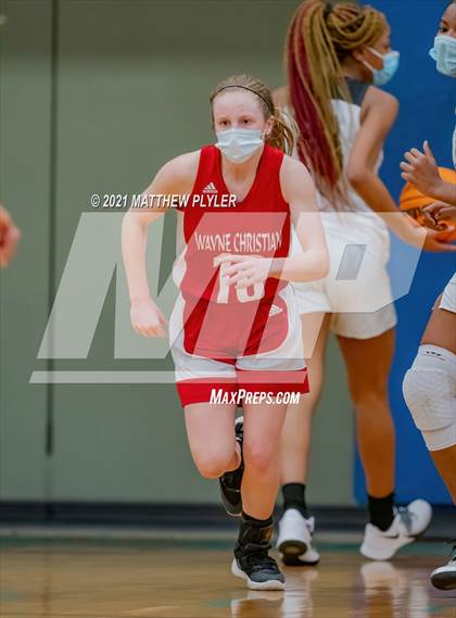 Thumbnail 2 in Wayne Christian vs Trinity Christian (NCISAA State Tournament - Third Round) photogallery.