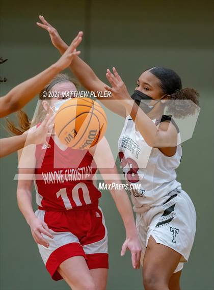 Thumbnail 2 in Wayne Christian vs Trinity Christian (NCISAA State Tournament - Third Round) photogallery.