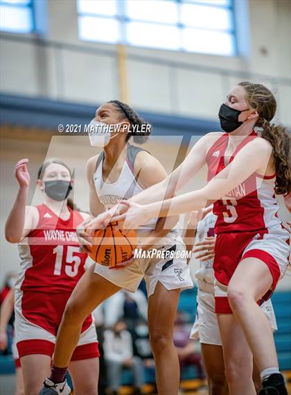 Thumbnail 3 in Wayne Christian vs Trinity Christian (NCISAA State Tournament - Third Round) photogallery.