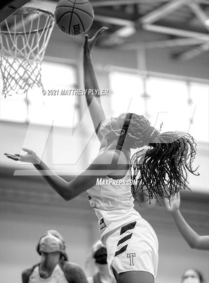 Thumbnail 2 in Wayne Christian vs Trinity Christian (NCISAA State Tournament - Third Round) photogallery.
