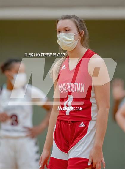 Thumbnail 3 in Wayne Christian vs Trinity Christian (NCISAA State Tournament - Third Round) photogallery.