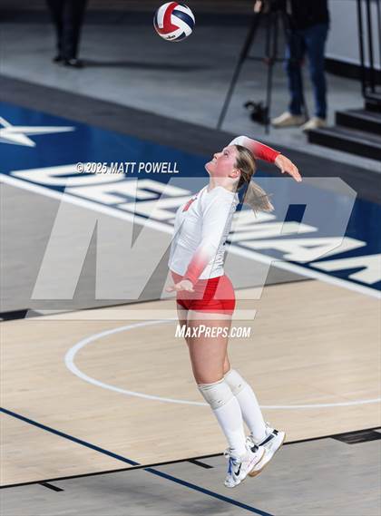 Thumbnail 3 in Seven Lakes vs Dawson (UIL 6A Volleyball Regional) photogallery.