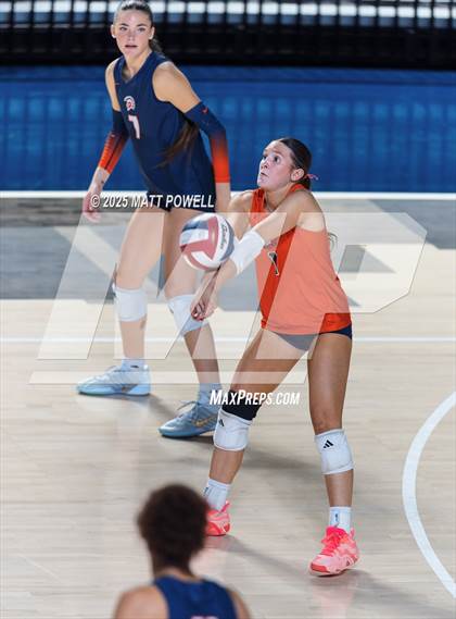 Thumbnail 1 in Seven Lakes vs Dawson (UIL 6A Volleyball Regional) photogallery.