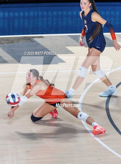 Thumbnail 2 in Seven Lakes vs Dawson (UIL 6A Volleyball Regional) photogallery.