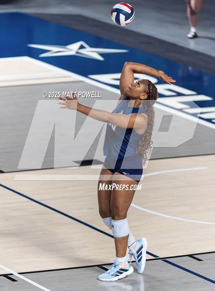 Thumbnail 3 in Seven Lakes vs Dawson (UIL 6A Volleyball Regional) photogallery.