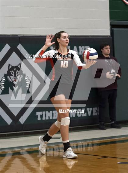 Thumbnail 2 in Milford vs. Illini Bluffs (IHSA 1A Super-Sectional Final) photogallery.