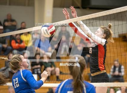 Thumbnail 1 in Milford vs. Illini Bluffs (IHSA 1A Super-Sectional Final) photogallery.