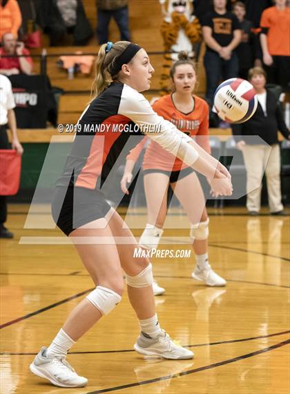 Thumbnail 2 in Milford vs. Illini Bluffs (IHSA 1A Super-Sectional Final) photogallery.