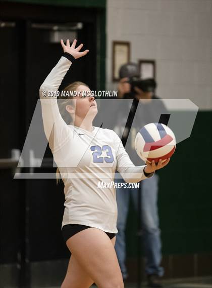 Thumbnail 1 in Milford vs. Illini Bluffs (IHSA 1A Super-Sectional Final) photogallery.