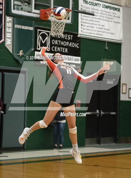 Thumbnail 2 in Milford vs. Illini Bluffs (IHSA 1A Super-Sectional Final) photogallery.