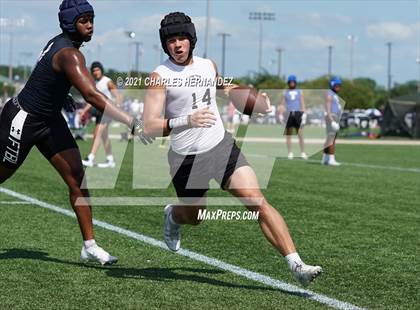 Thumbnail 2 in Johnson vs Tompkins (7 on 7 State Qualifying Tournament) photogallery.