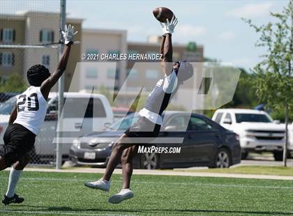 Thumbnail 3 in Johnson vs Tompkins (7 on 7 State Qualifying Tournament) photogallery.