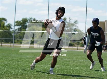 Thumbnail 2 in Johnson vs Tompkins (7 on 7 State Qualifying Tournament) photogallery.