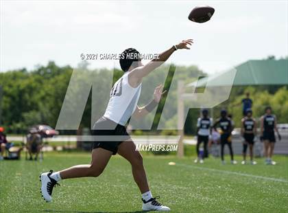 Thumbnail 3 in Johnson vs Tompkins (7 on 7 State Qualifying Tournament) photogallery.