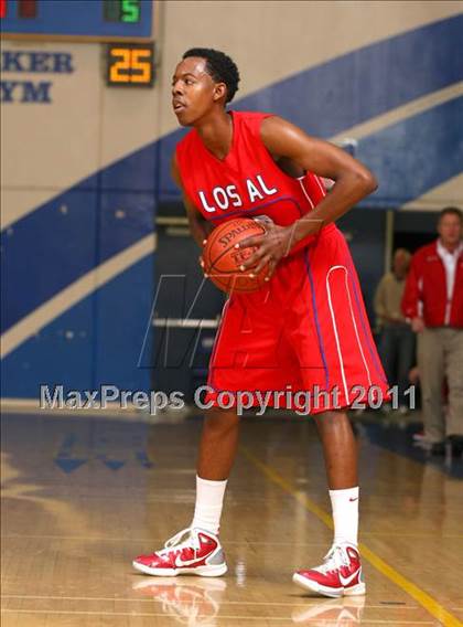 Thumbnail 3 in Aliso Niguel vs. Los Alamitos (OC North/South Challenge) photogallery.