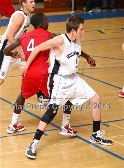 Thumbnail 3 in Aliso Niguel vs. Los Alamitos (OC North/South Challenge) photogallery.