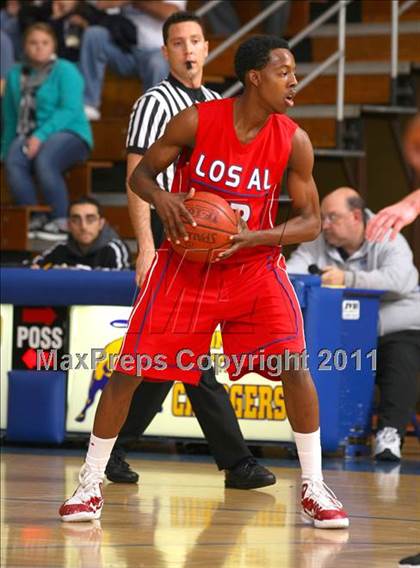 Thumbnail 2 in Aliso Niguel vs. Los Alamitos (OC North/South Challenge) photogallery.
