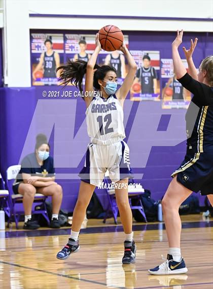 Thumbnail 3 in Saint Mary's Hall vs Regents photogallery.
