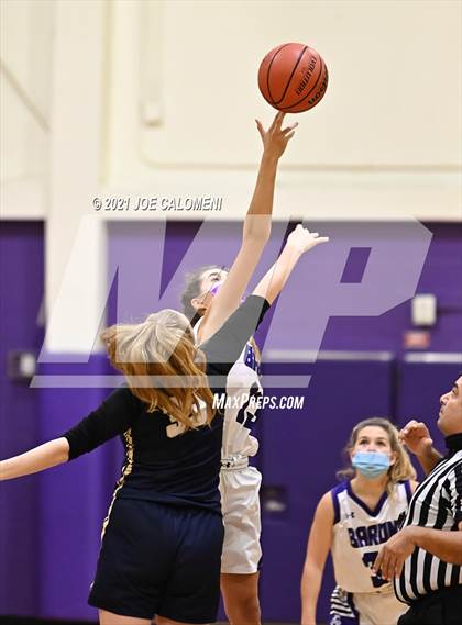 Thumbnail 1 in Saint Mary's Hall vs Regents photogallery.