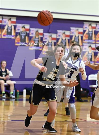Thumbnail 3 in Saint Mary's Hall vs Regents photogallery.