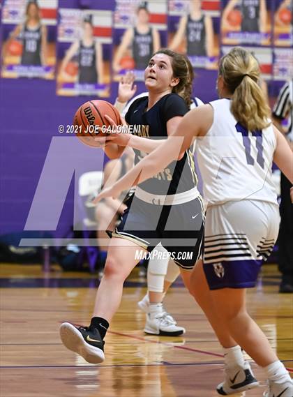 Thumbnail 2 in Saint Mary's Hall vs Regents photogallery.