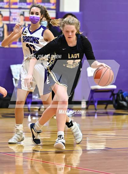 Thumbnail 1 in Saint Mary's Hall vs Regents photogallery.