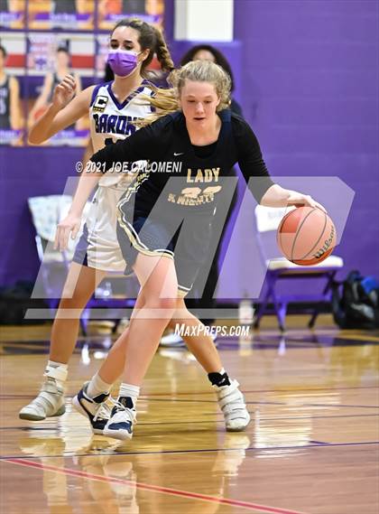 Thumbnail 3 in Saint Mary's Hall vs Regents photogallery.