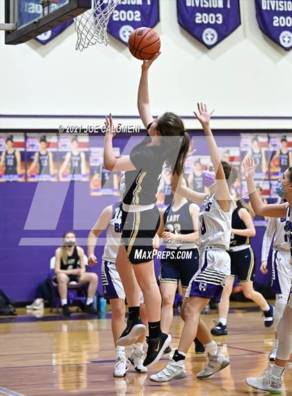 Thumbnail 3 in Saint Mary's Hall vs Regents photogallery.