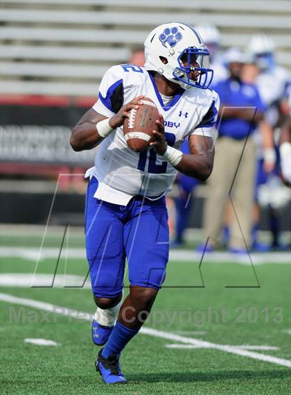 Thumbnail 3 in Godby vs. DeMatha (Brothers In Arms Classic) photogallery.