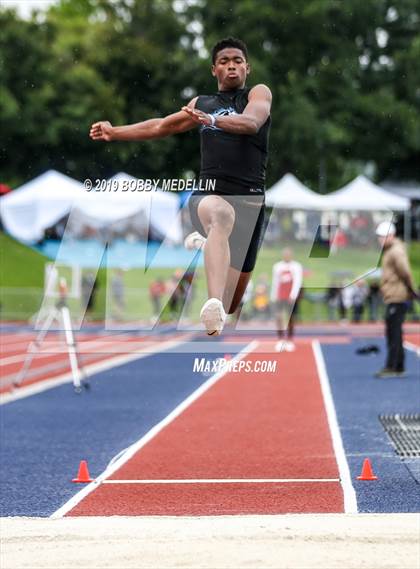 Thumbnail 3 in CIF Central Section Masters Track & Field Championships photogallery.