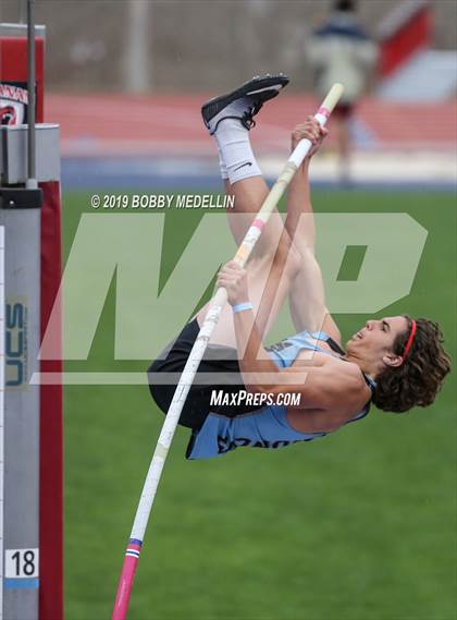 Thumbnail 3 in CIF Central Section Masters Track & Field Championships photogallery.