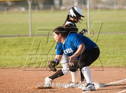 Thumbnail 3 in Sierra @ Enochs photogallery.