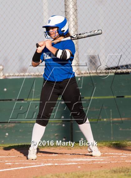 Thumbnail 1 in Sierra @ Enochs photogallery.