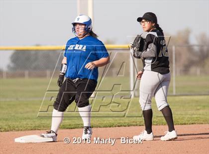 Thumbnail 2 in Sierra @ Enochs photogallery.