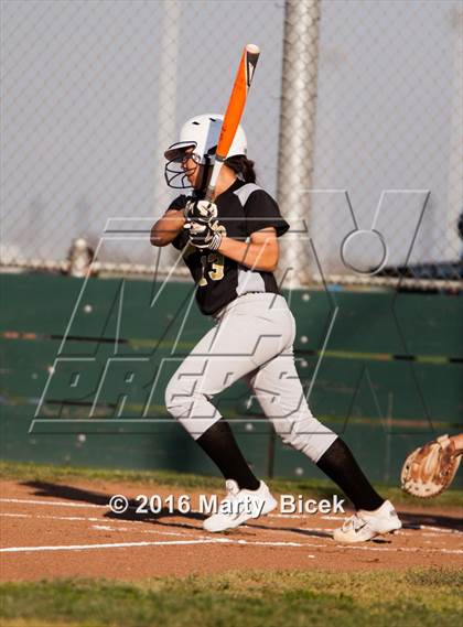 Thumbnail 3 in Sierra @ Enochs photogallery.