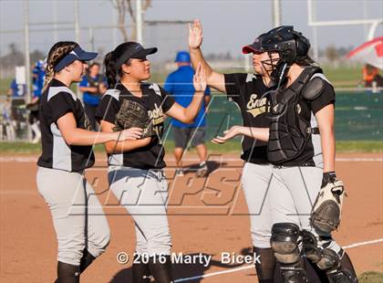 Thumbnail 1 in Sierra @ Enochs photogallery.