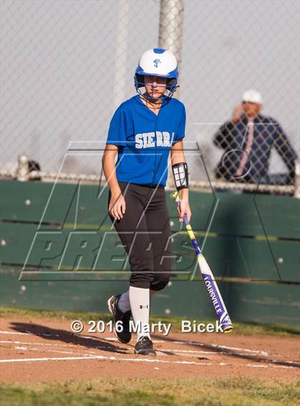 Thumbnail 1 in Sierra @ Enochs photogallery.