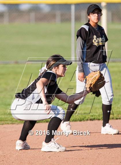 Thumbnail 3 in Sierra @ Enochs photogallery.