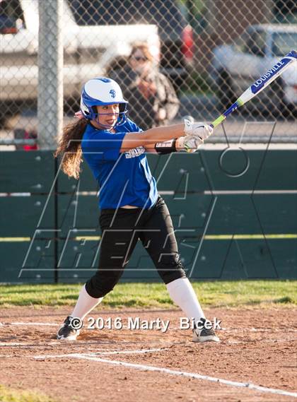 Thumbnail 2 in Sierra @ Enochs photogallery.
