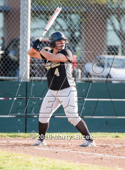 Thumbnail 1 in Sierra @ Enochs photogallery.