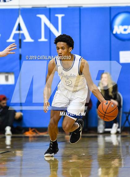 Thumbnail 1 in Long Island Lutheran vs. Gill St. Bernard's (Metro Classic) photogallery.