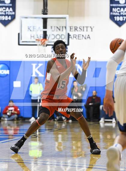 Thumbnail 2 in Long Island Lutheran vs. Gill St. Bernard's (Metro Classic) photogallery.
