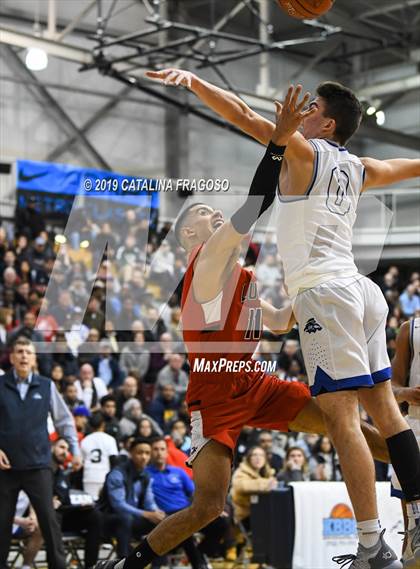 Thumbnail 1 in Long Island Lutheran vs. Gill St. Bernard's (Metro Classic) photogallery.