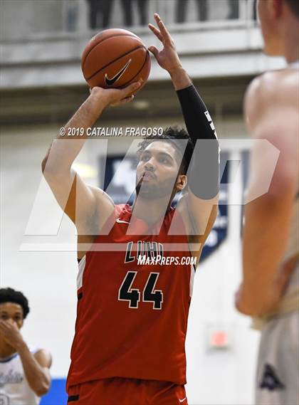 Thumbnail 2 in Long Island Lutheran vs. Gill St. Bernard's (Metro Classic) photogallery.