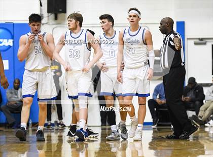 Thumbnail 3 in Long Island Lutheran vs. Gill St. Bernard's (Metro Classic) photogallery.