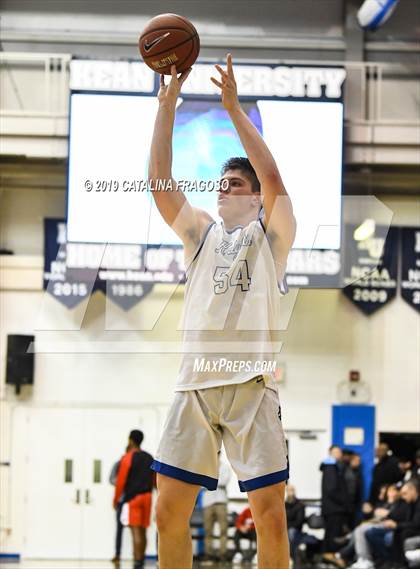 Thumbnail 2 in Long Island Lutheran vs. Gill St. Bernard's (Metro Classic) photogallery.
