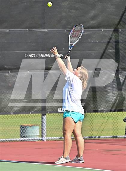Thumbnail 3 in Cypress Woods vs. Cy-Fair photogallery.