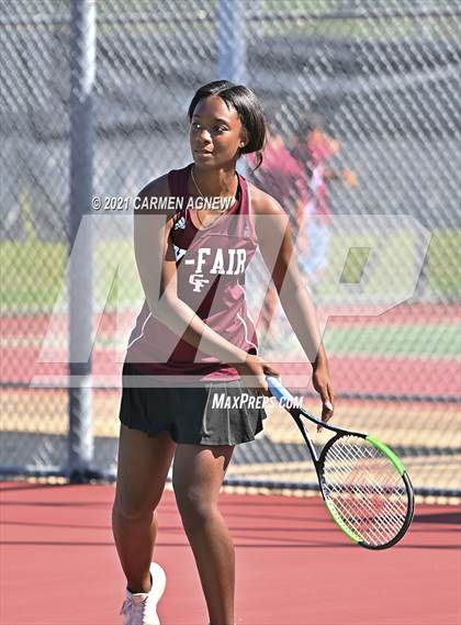 Thumbnail 3 in Cypress Woods vs. Cy-Fair photogallery.